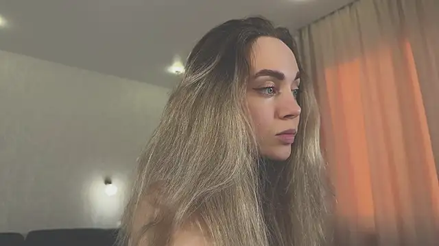 Snapshot of hotexclusive_ chatting on 02/06/25, 04:53 hotexclusive  online show from 02/06/25, 04:53