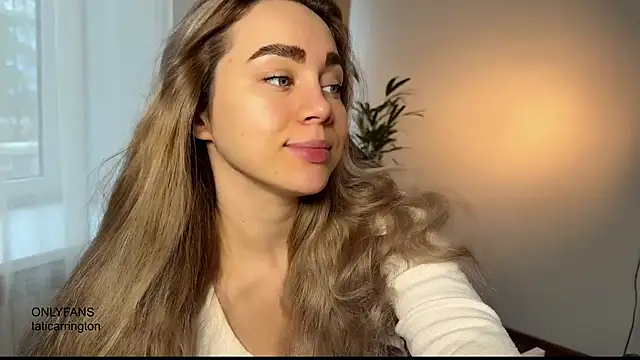 hotexclusive  online show from 11/04/25, 04:55