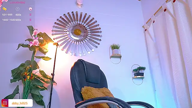 abbyhill27 online show from 02/19/25, 05:16