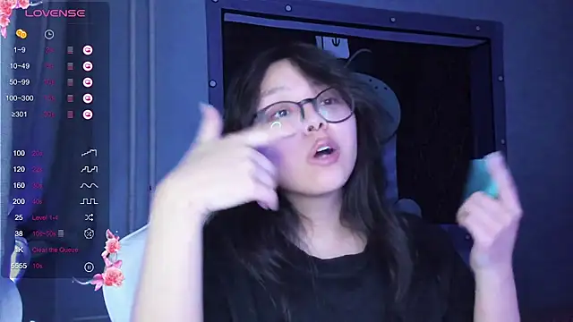 maydaykimmy online show from 12/30/24, 08:25