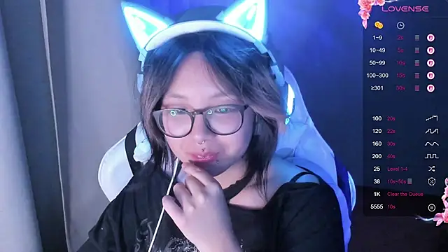 maydaykimmy online show from 10/04/25, 09:57