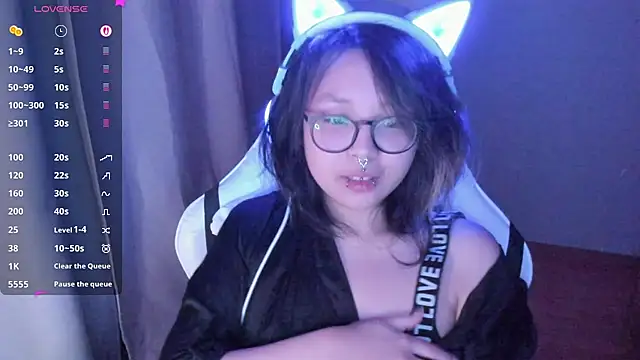 Snapshot of maydaykimmy chatting on 04/01/26, 09:34 maydaykimmy online show from 04/01/26, 09:34