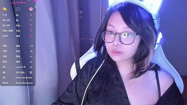 Snapshot of maydaykimmy chatting on 04/12/26, 08:36 maydaykimmy online show from 04/12/26, 08:36