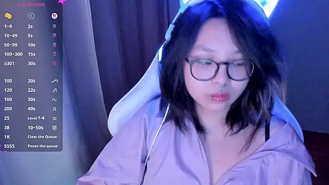 Snapshot of maydaykimmy chatting on 04/21/26, 01:18 maydaykimmy online show from 04/21/26, 01:18