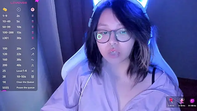 Snapshot of maydaykimmy chatting on 04/21/26, 01:42 maydaykimmy online show from 04/21/26, 01:42