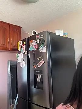 Snapshot of SUUKAM chatting on 01/19/25, 04:46 SUUKAM online show from 01/19/25, 04:46