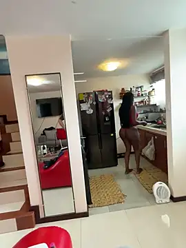 Snapshot of SUUKAM chatting on 01/26/25, 07:41 SUUKAM online show from 01/26/25, 07:41