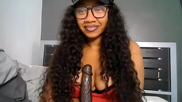 Snapshot of goddessdaisysky chatting on 03/31/26, 10:21 goddessdaisysky online show from 03/31/26, 10:21