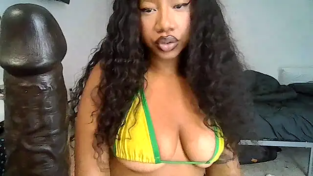 Snapshot of goddessdaisysky chatting on 05/02/26, 03:17 goddessdaisysky online show from 05/02/26, 03:17