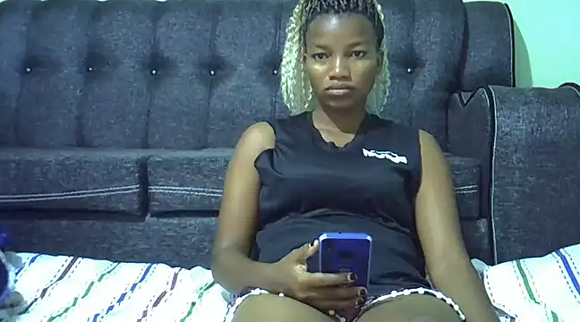 Snapshot of prettychoco1 chatting on 01/13/25, 07:32 prettychoco1 online show from 01/13/25, 07:32