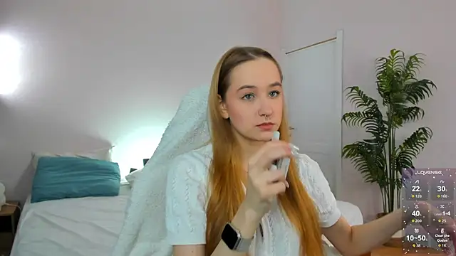 Sweett Monica online show from 03/25/26, 12:49