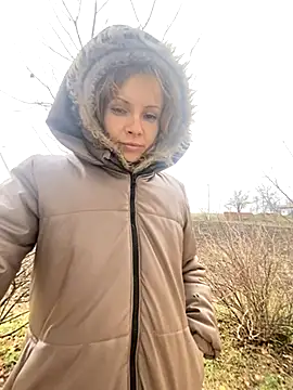 Anita-Smith online show from 11/26/25, 09:43