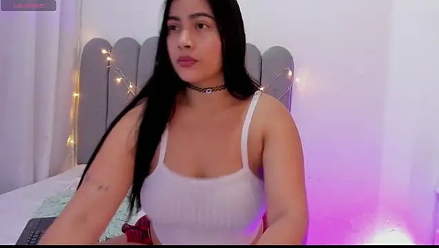 andrea osorio  online show from 10/19/25, 12:39