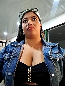 Ariana-pp03 online show from 01/13/25, 04:19