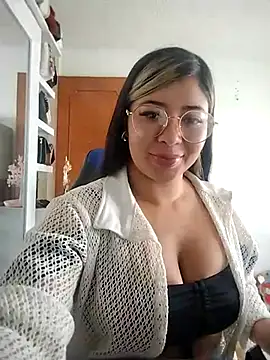 Ariana-pp03 online show from 03/17/25, 12:57