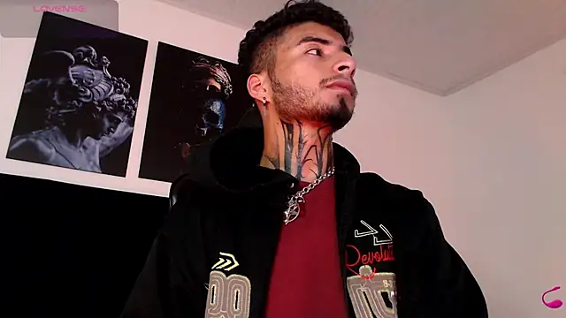 JuanCamiilo 66 online show from 02/23/25, 07:38