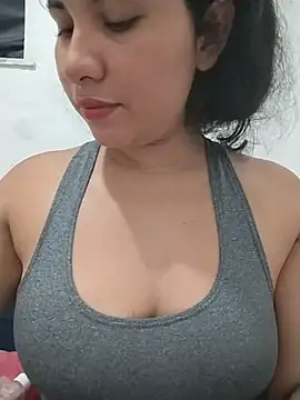 Yara0k online show from 04/04/26, 10:51