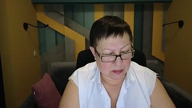 Snapshot of BarbaraTurners chatting on 01/06/25, 06:31 BarbaraTurners online show from 01/06/25, 06:31