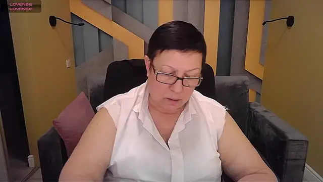 Snapshot of BarbaraTurners chatting on 02/07/25, 09:37 BarbaraTurners online show from 02/07/25, 09:37