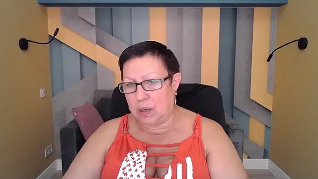 Snapshot of BarbaraTurners chatting on 09/29/25, 06:46 BarbaraTurners online show from 09/29/25, 06:46