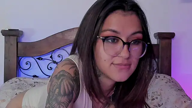 noemi foxxx online show from 01/17/25, 02:28