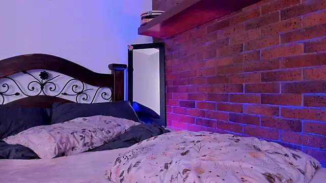 noemi foxxx online show from 02/06/25, 03:20