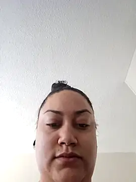 Snapshot of honeeyyy_pot chatting on 03/02/25, 07:12 honeeyyy pot online show from 03/02/25, 07:12