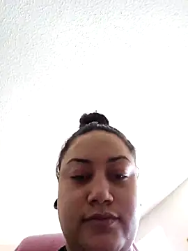 Snapshot of honeeyyy_pot chatting on 03/13/25, 09:05 honeeyyy pot online show from 03/13/25, 09:05