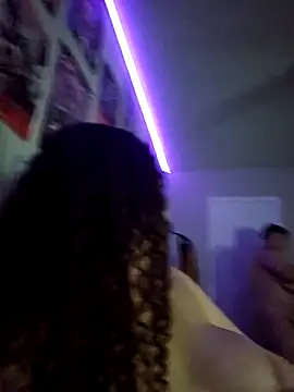 Snapshot of honeeyyy_pot chatting on 03/14/25, 03:59 honeeyyy pot online show from 03/14/25, 03:59