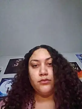 Snapshot of honeeyyy_pot chatting on 03/14/25, 07:15 honeeyyy pot online show from 03/14/25, 07:15