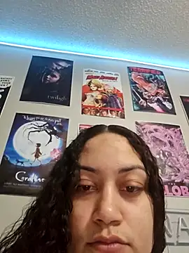 Snapshot of honeeyyy_pot chatting on 03/20/25, 04:29 honeeyyy pot online show from 03/20/25, 04:29