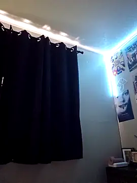 Snapshot of honeeyyy_pot chatting on 09/10/25, 06:41 honeeyyy pot online show from 09/10/25, 06:41