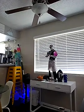 Snapshot of honeeyyy_pot chatting on 10/03/25, 07:22 honeeyyy pot online show from 10/03/25, 07:22