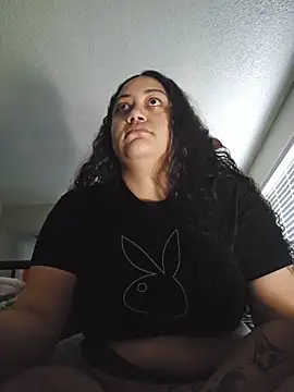 Snapshot of honeeyyy_pot chatting on 11/03/25, 07:59 honeeyyy pot online show from 11/03/25, 07:59