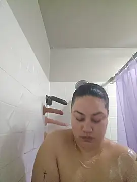 Snapshot of honeeyyy_pot chatting on 01/12/26, 10:48 honeeyyy pot online show from 01/12/26, 10:48