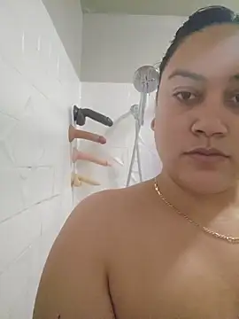 Snapshot of honeeyyy_pot chatting on 01/18/26, 10:30 honeeyyy pot online show from 01/18/26, 10:30