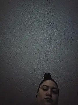 Snapshot of honeeyyy_pot chatting on 02/07/26, 08:51 honeeyyy pot online show from 02/07/26, 08:51