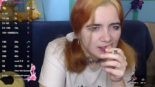 Snapshot of Yours_good_mood chatting on 03/08/25, 06:32 Yours good mood online show from 03/08/25, 06:32