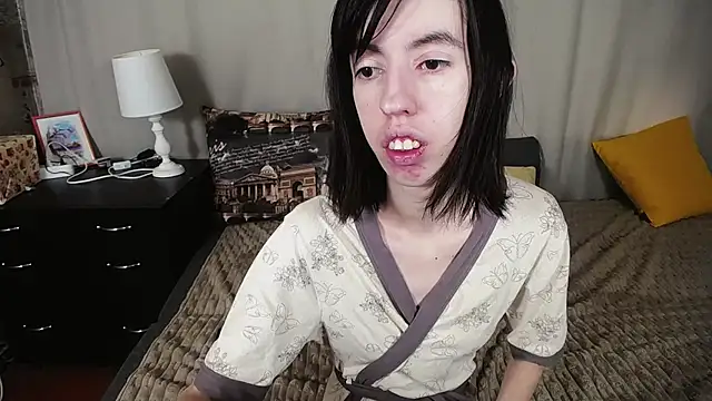 Snapshot of Unusual_G chatting on 01/13/25, 11:19 Unusual G online show from 01/13/25, 11:19