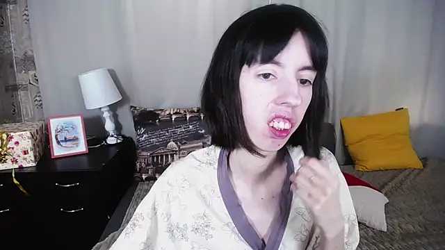 Snapshot of Unusual_G chatting on 02/03/25, 09:30 Unusual G online show from 02/03/25, 09:30