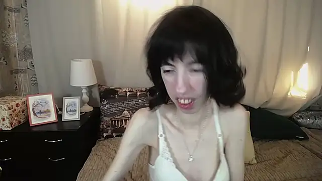 Snapshot of Unusual_G chatting on 02/13/25, 06:20 Unusual G online show from 02/13/25, 06:20