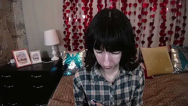 Snapshot of Unusual_G chatting on 02/13/25, 01:26 Unusual G online show from 02/13/25, 01:26