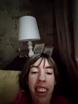 Snapshot of Unusual_G chatting on 11/17/25, 06:08 Unusual G online show from 11/17/25, 06:08