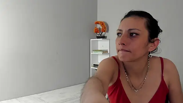 Snapshot of bulma_bambina_ chatting on 11/12/25, 07:35 bulma bambina online show from 11/12/25, 07:35