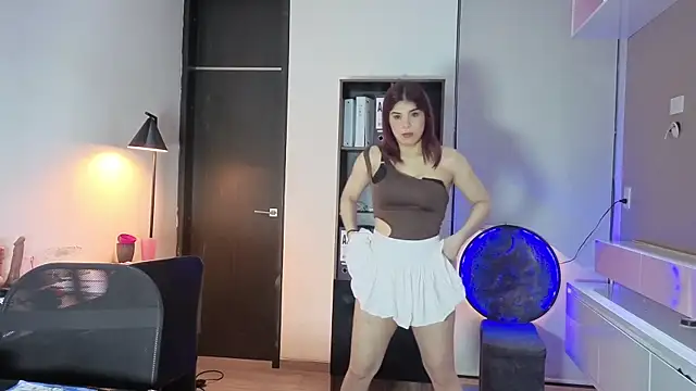 xalicesfantasyx online show from 10/28/25, 01:53