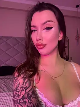 Snapshot of BamBam_XO chatting on 03/21/25, 05:11 BamBam XO online show from 03/21/25, 05:11