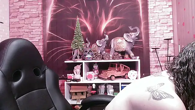 charlotedoll online show from 12/12/24, 03:54