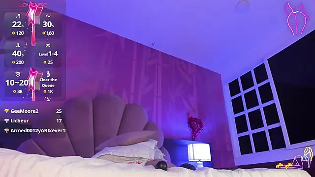 Snapshot of Arianavillada chatting on 03/13/25, 06:16 Arianavillada online show from 03/13/25, 06:16