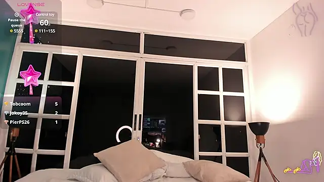 Snapshot of Arianavillada chatting on 03/19/25, 06:24 Arianavillada online show from 03/19/25, 06:24