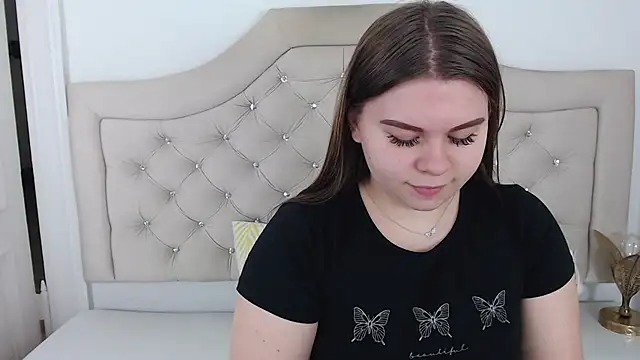 Snapshot of AbbyPleasure chatting on 12/04/24, 09:40 AbbyPleasure online show from 12/04/24, 09:40